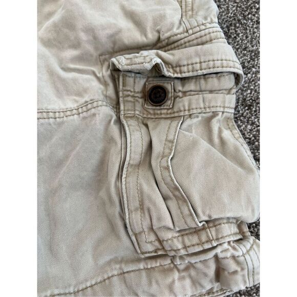 Abercrombie & Fitch Men's Cargo Shorts Size 30 Khaki - Picture 2 of 6